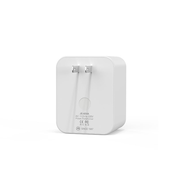 60VA உயர் திறன் மின்னழுத்த மாற்றி: ஒன்-டச் 110V முதல் 220V வரை மாற்றம், காப்பர் மெட்டீரியலால் ஆனது, IP65 நீர்ப்புகா, சிறிய உபகரணங்களுக்கான சிறந்த ஆற்றல் தீர்வு